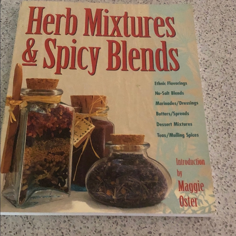 Herb Mixtures & Spicy Blends Cookbook - - Cream Cover